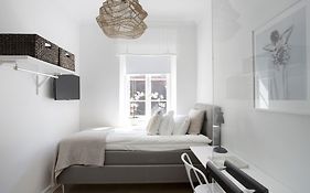 WOW, Föreningsgatan 9